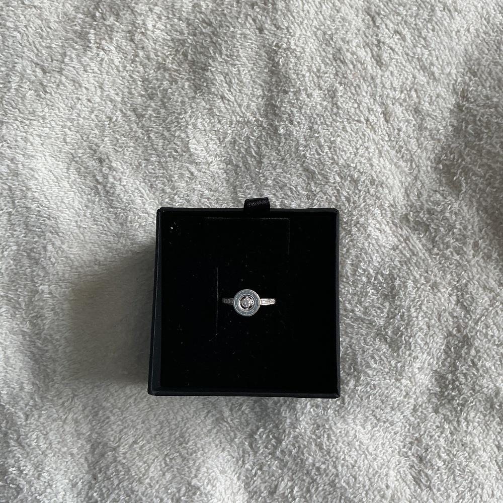 NWOT Ring
